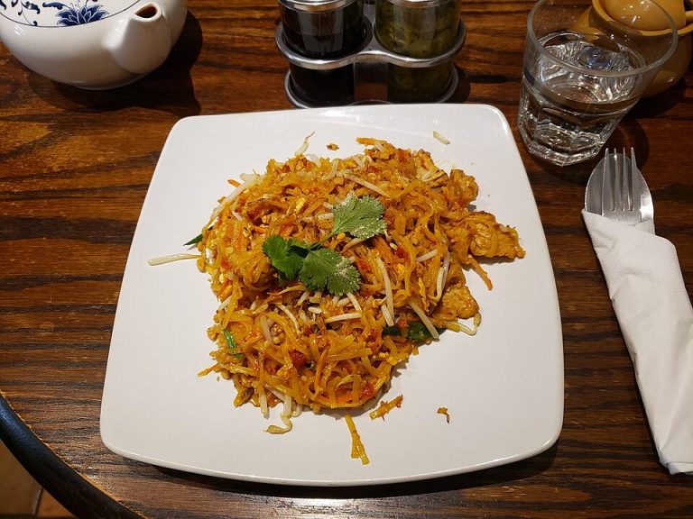 local favorites thai 1 768x576
